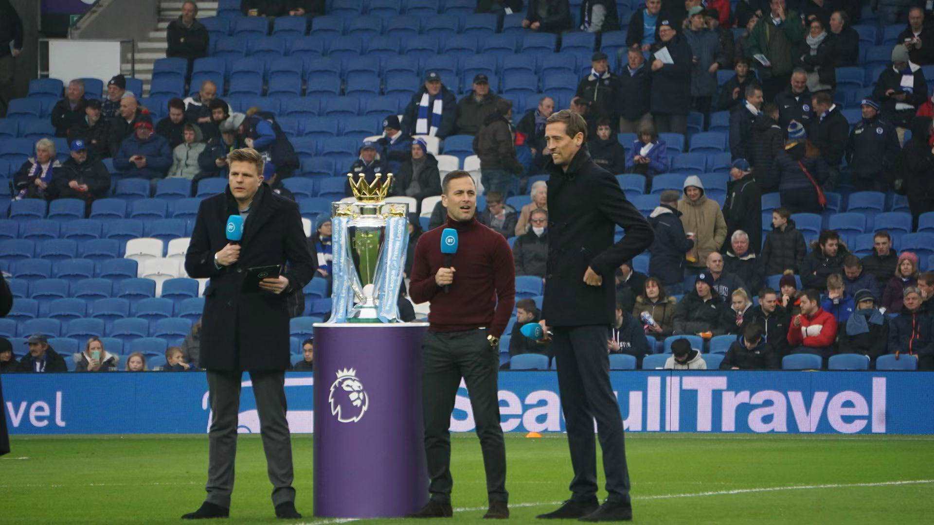 林的带领下 林的带领下